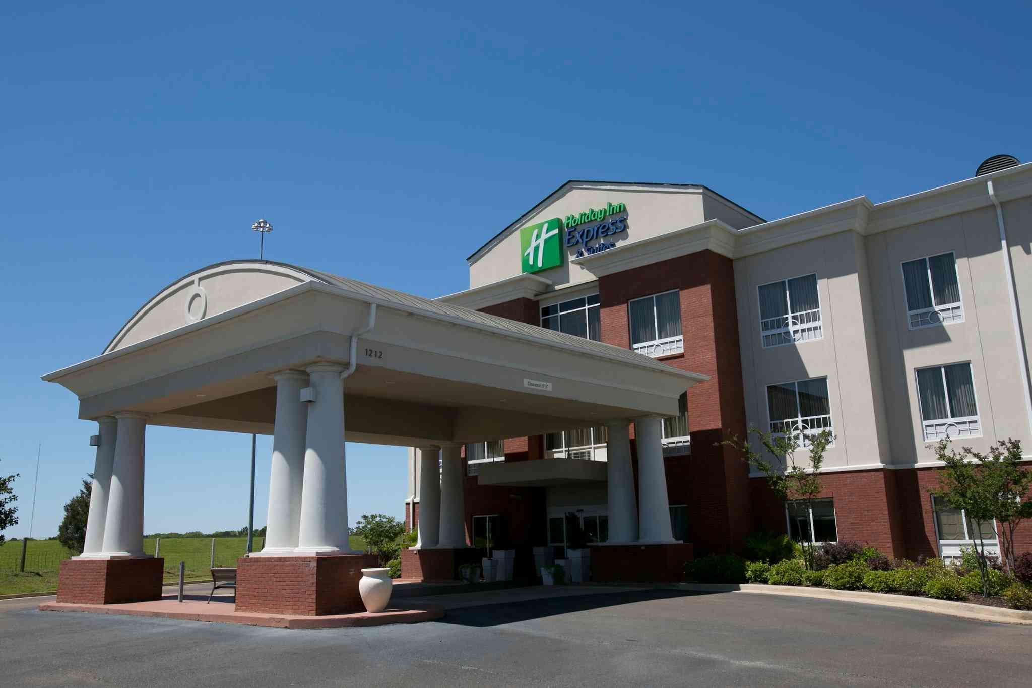 Holiday Inn Express Hotel & Suites Brookhaven i Brookhaven, MS