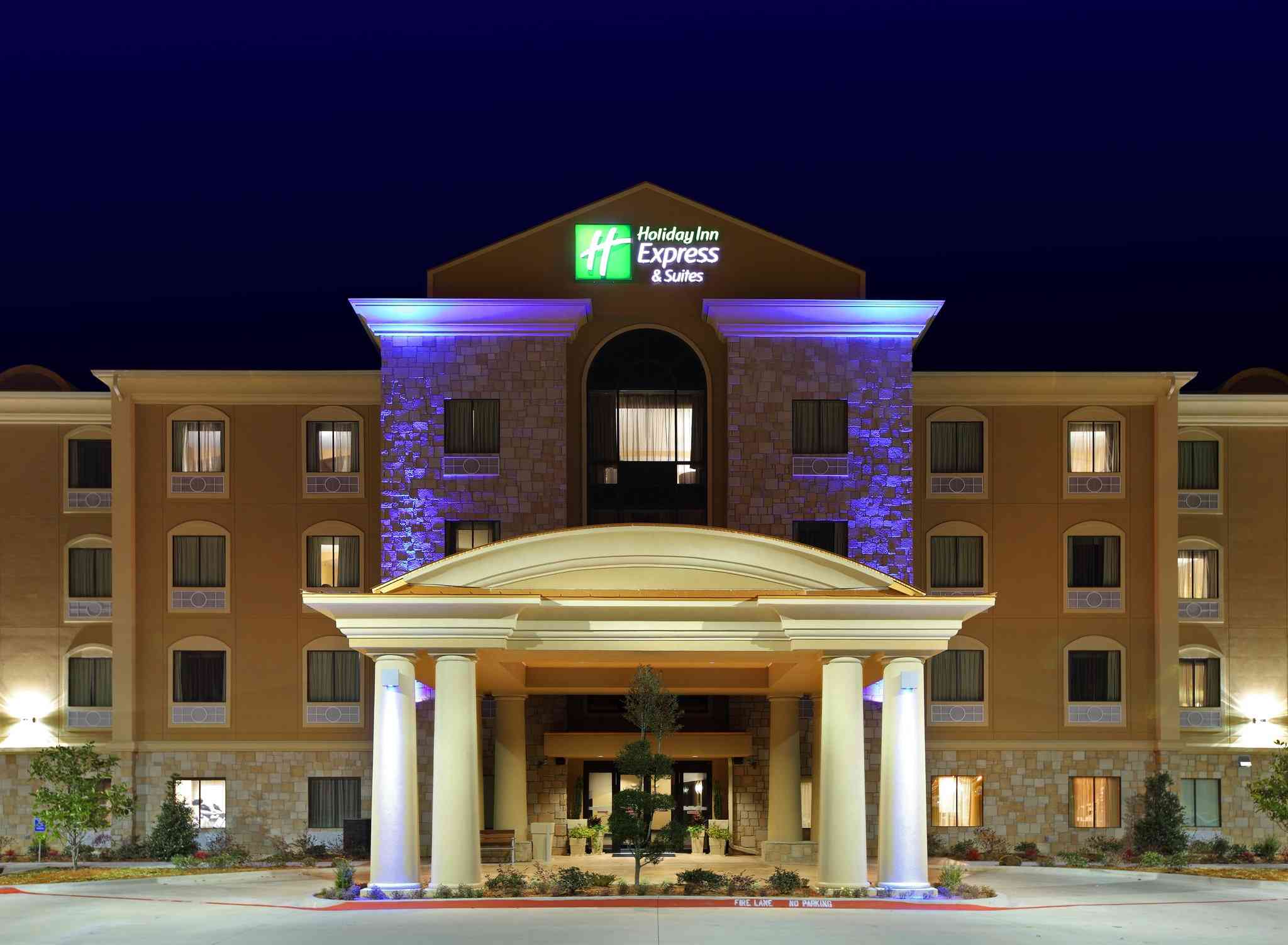 Holiday Inn Express Hotel & Suites Texarkana East a Texarkana, AR