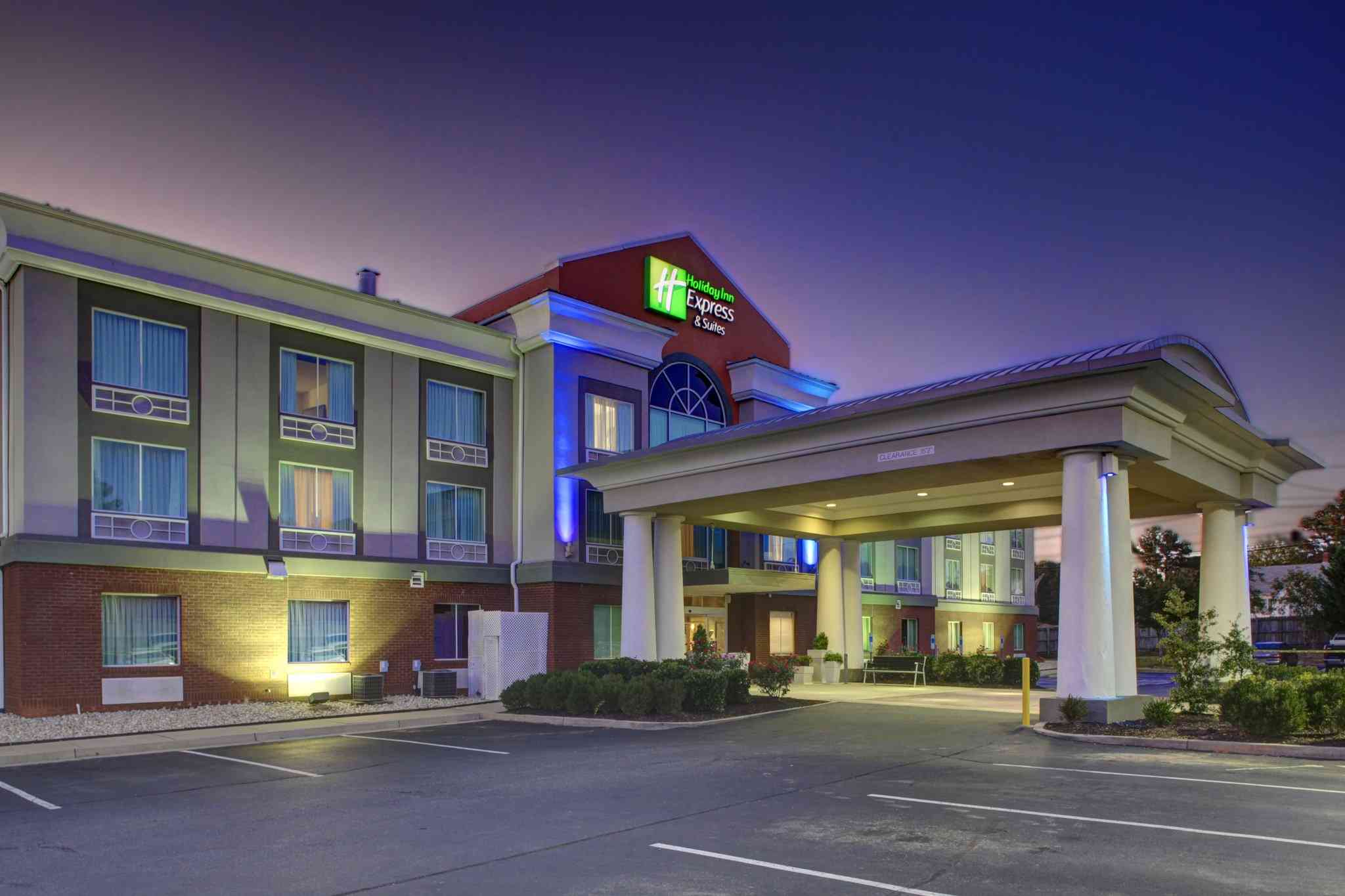 Holiday Inn Express & Suites Emporia à Emporia, VA