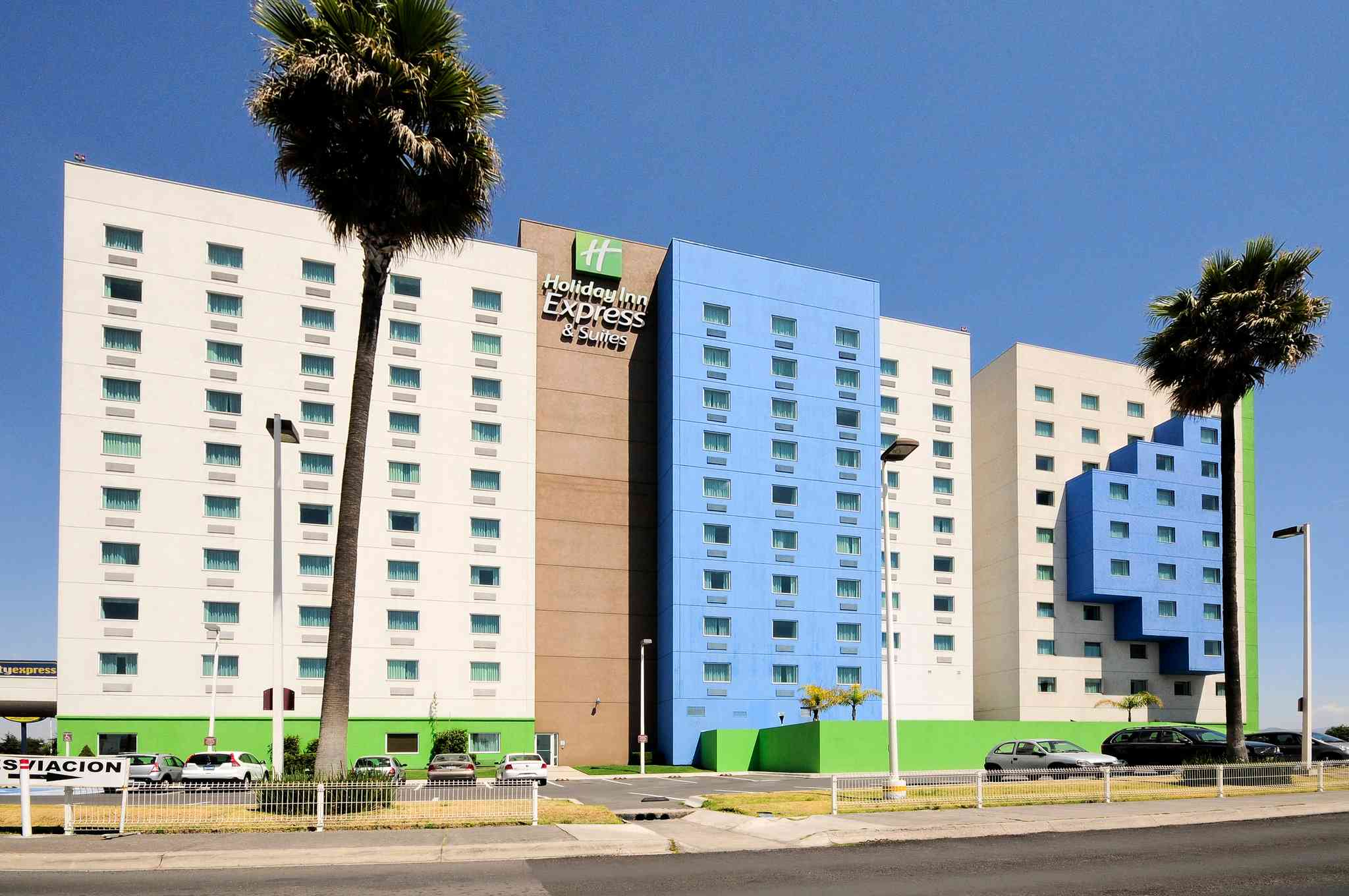 Holiday Inn Express Hotel & Suites Toluca Zona Aeropuerto in โทลูกา, MX