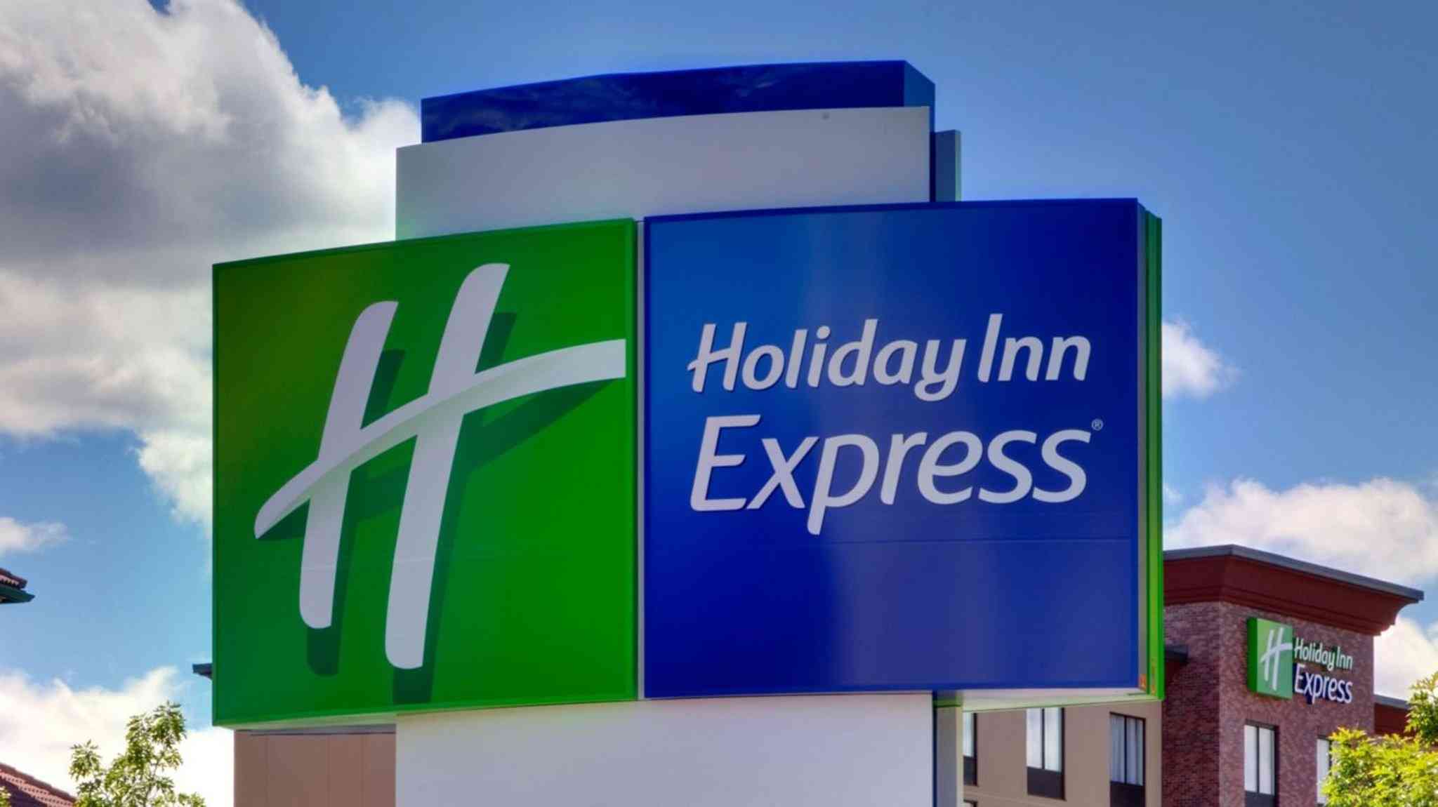 Holiday Inn Express Holly Springs - Raleigh Area в Холли Спрингс, NC