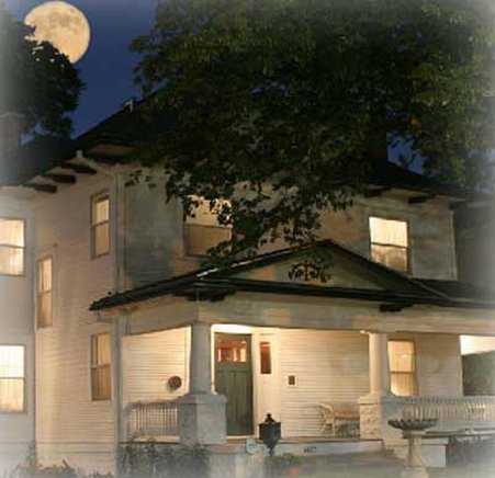 Fort Worth, TX 的 The Texas White House