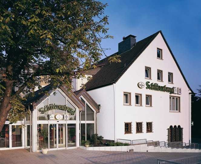 Burscheid, DE 的 Hotel Schuetzenburg