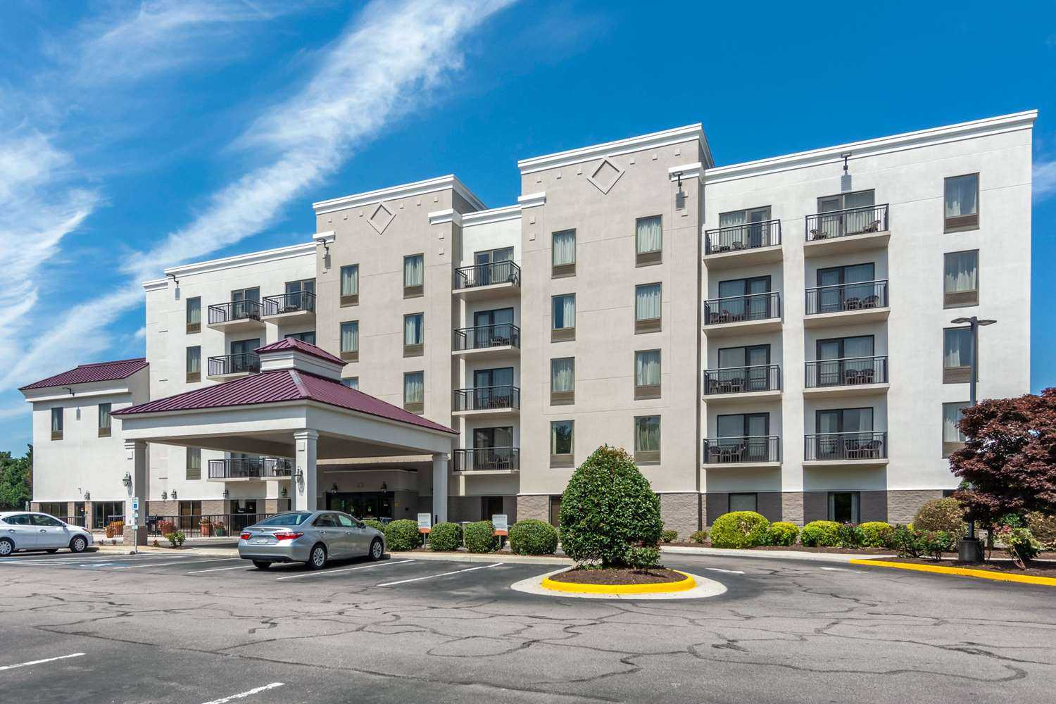 Comfort Suites Southpark em Colonial Heights, VA
