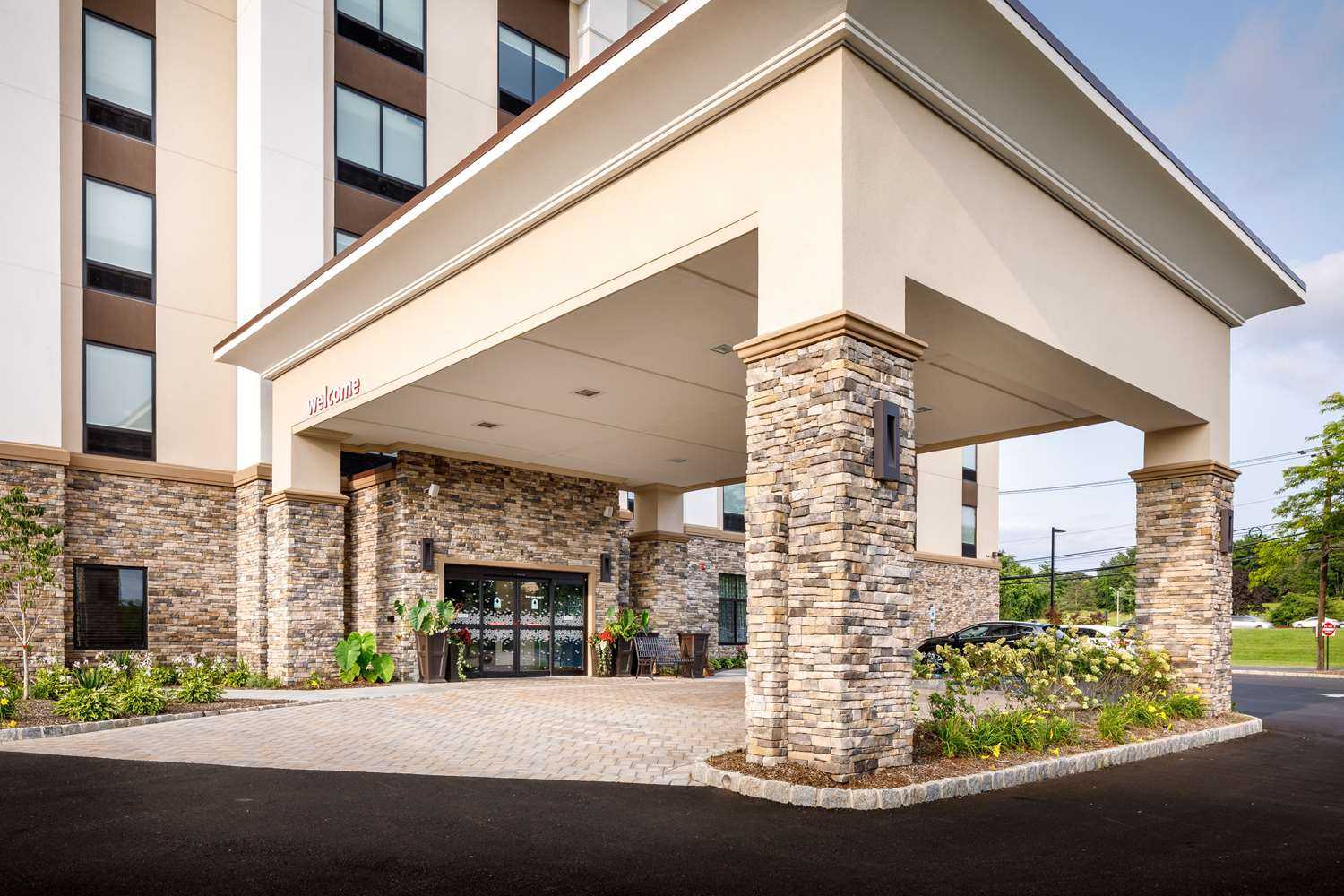 Hampton Inn Paramus in Paramus, NJ