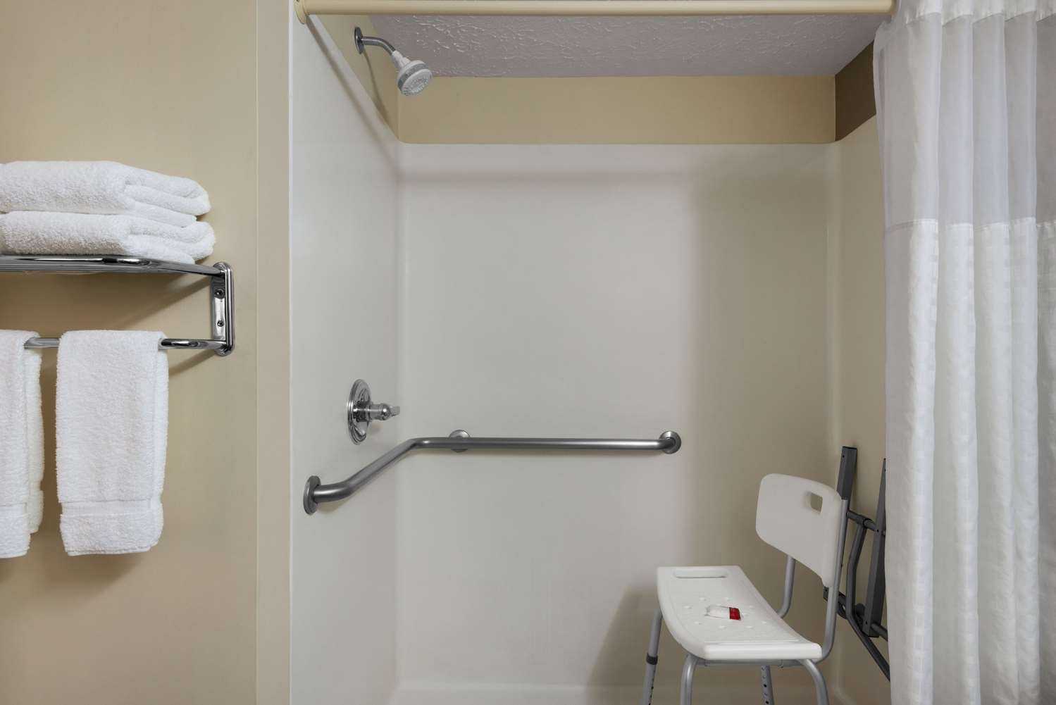 Baymont by Wyndham Belleville Airport Area a Belleville, MI