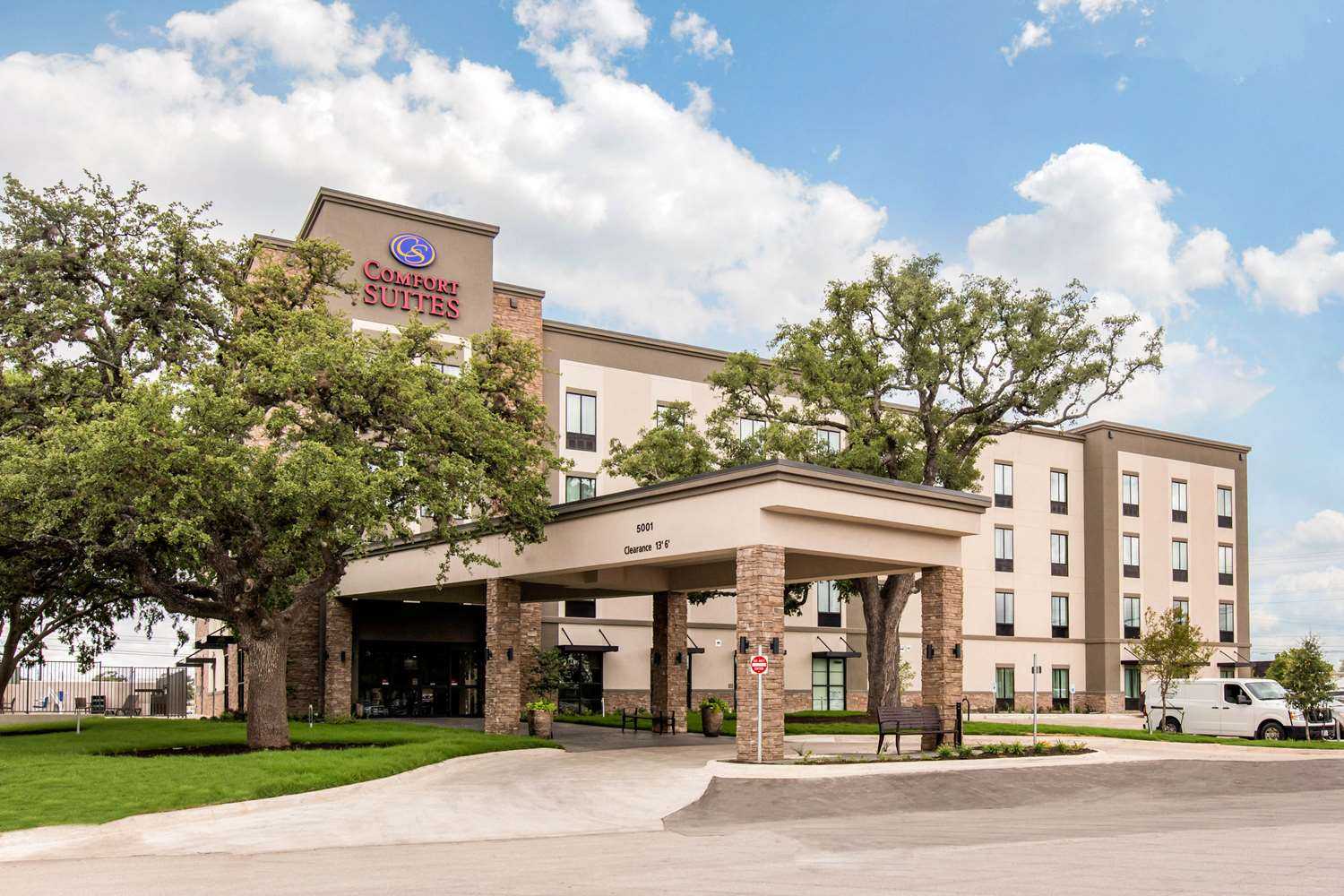 Comfort Suites - South Austin in Austin, TX