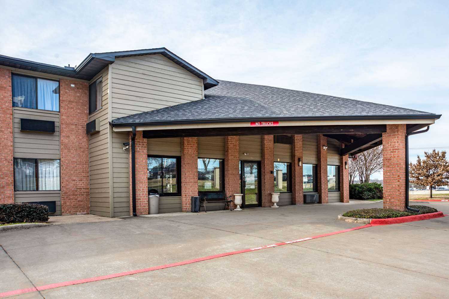 Econo Lodge Inn And Suites a Mckinney, TX