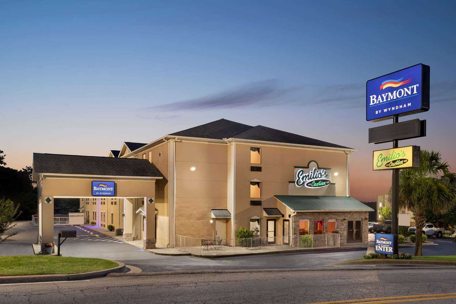Baymont by Wyndham Grovetown Augusta в Grovetown, GA