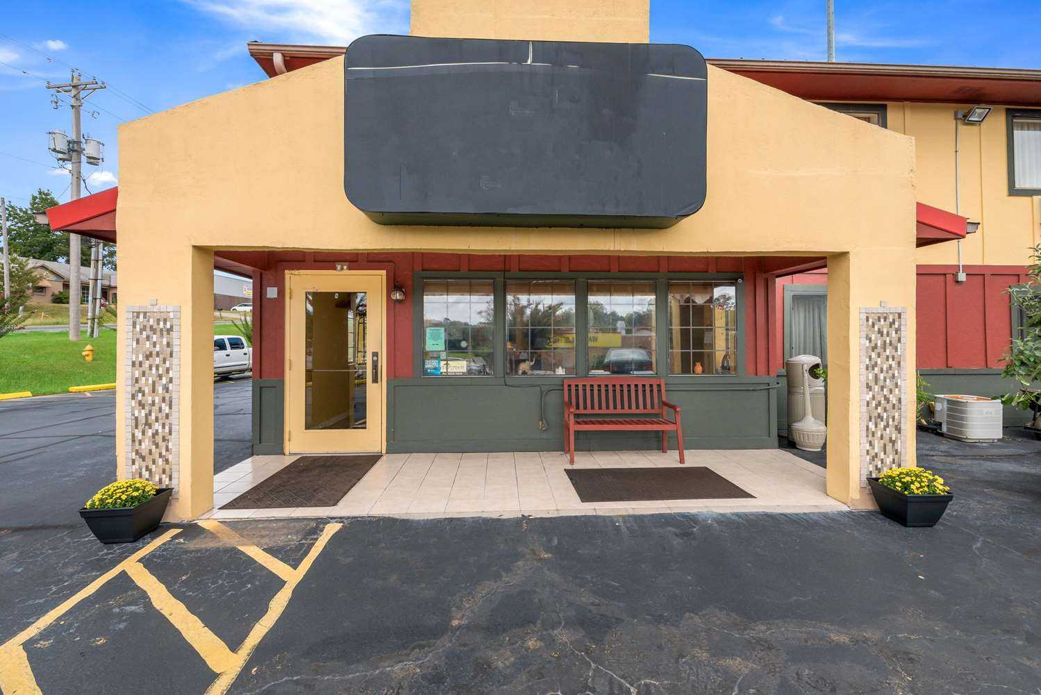 Benton, AR 的 Rodeway Inn Benton