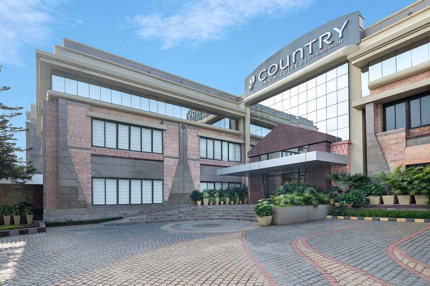 Jammu, IN 的 Country Inn & Suites by Radisson Jammu