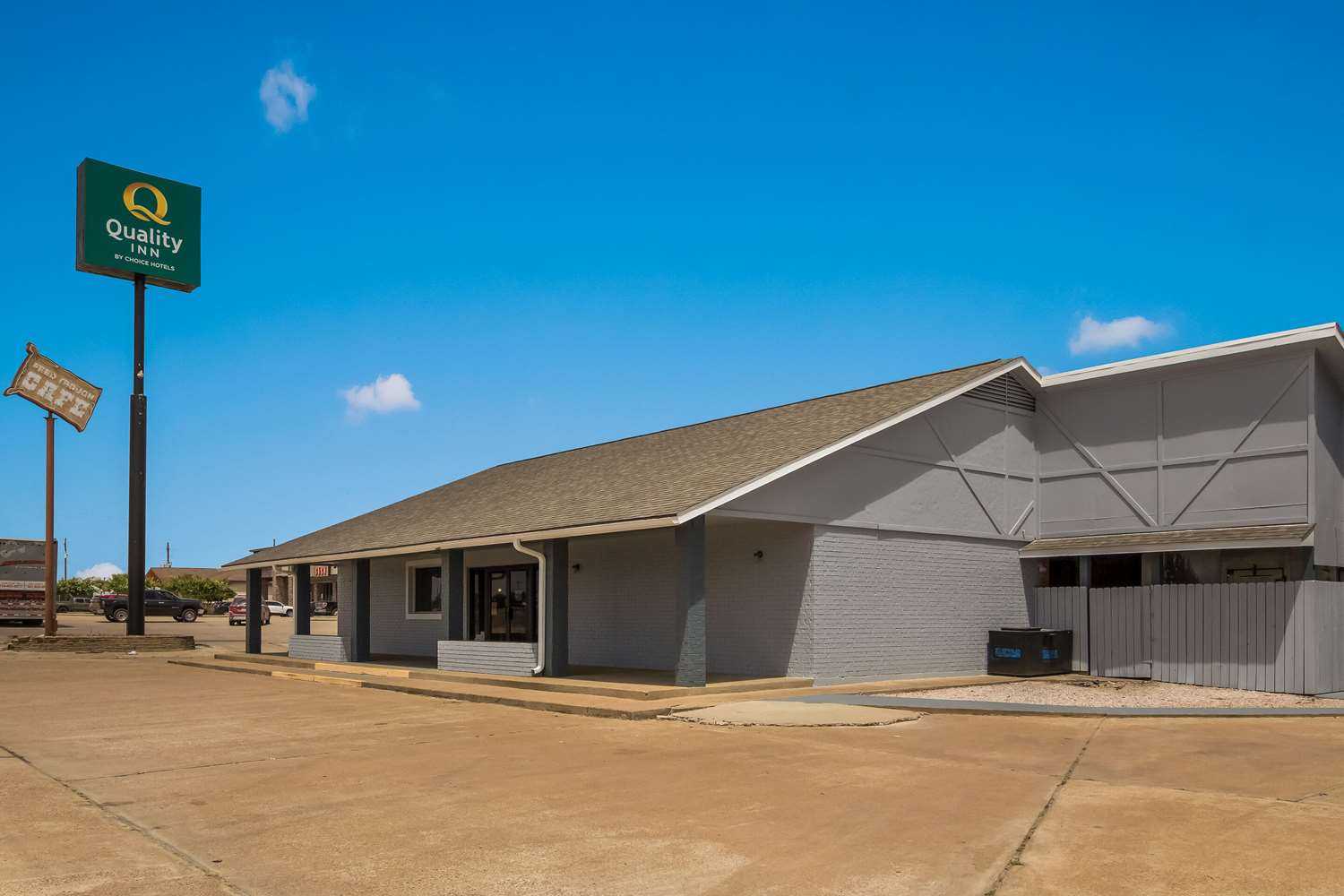 Quality Inn Madisonville in Madisonville, TX