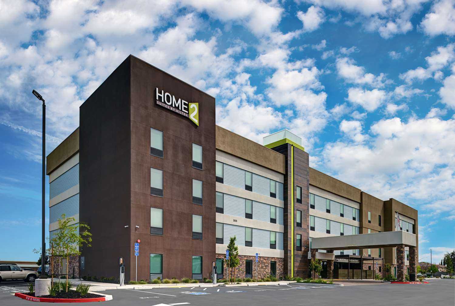 Home2 Suites by Hilton Tracy a Tracy, CA