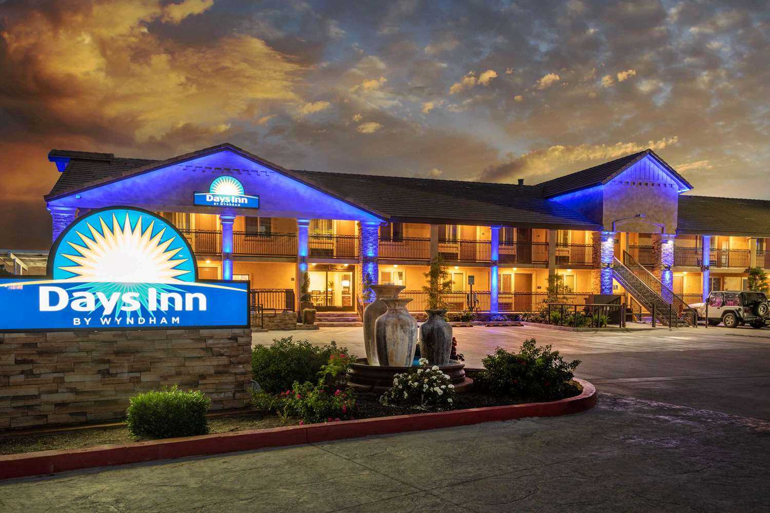 Days Inn by Wyndham Galt/Elk Grove South in Galt, CA