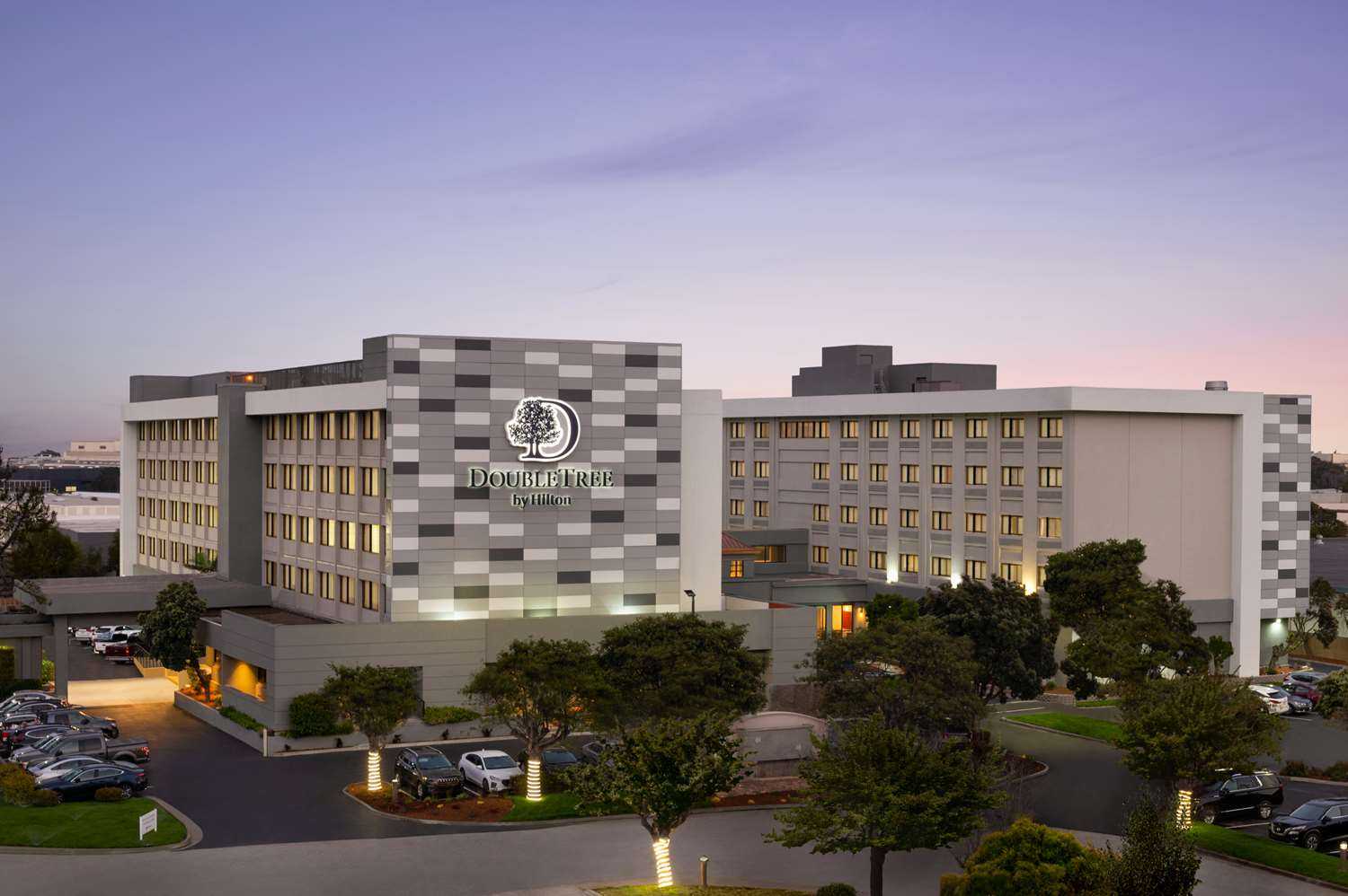 DoubleTree by Hilton San Francisco South Airport Blvd in Zuid-San Francisco, CA