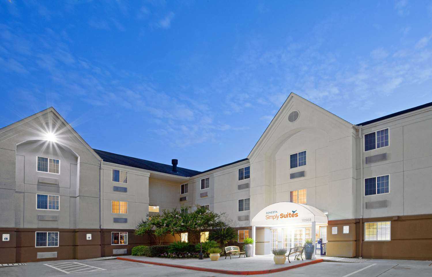 Houston, TX의 Sonesta Simply Suites Houston CityCentre I-10 West