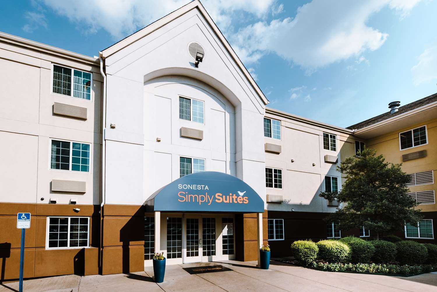 Dallas, TX 的 Sonesta Simply Suites Dallas Richardson