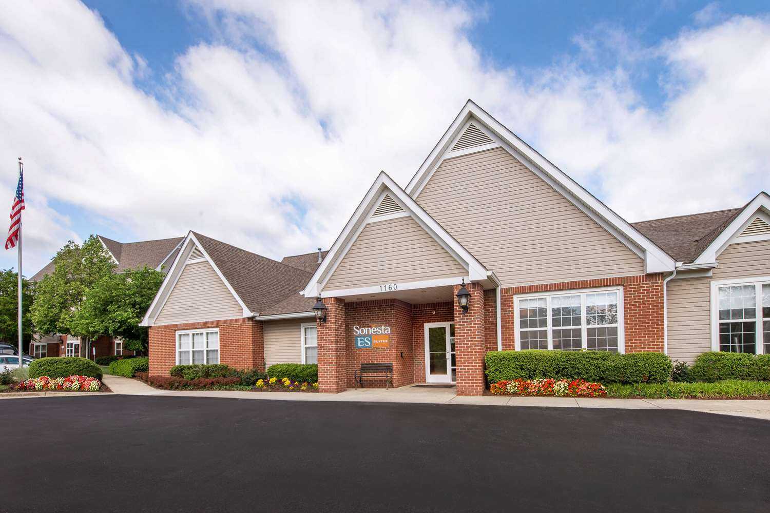 Sonesta ES Suites Baltimore BWI Airport в Linthicum, MD