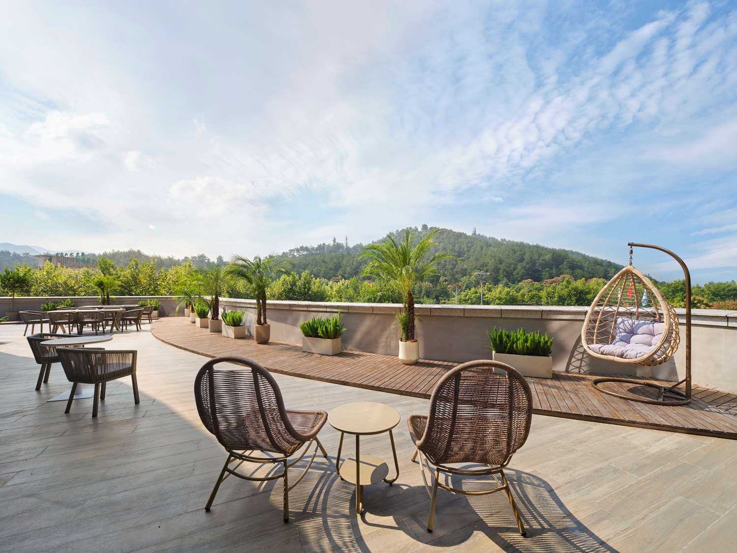 Hilton Garden Inn Huzhou Anji Phoenix Mountain, Huzhou, Zhejiang Province, CN