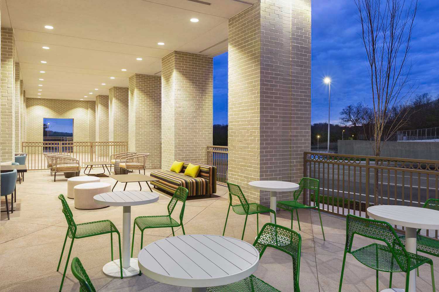 Home2 Suites by Hilton Nashville West End Avenue in Nashville, TN