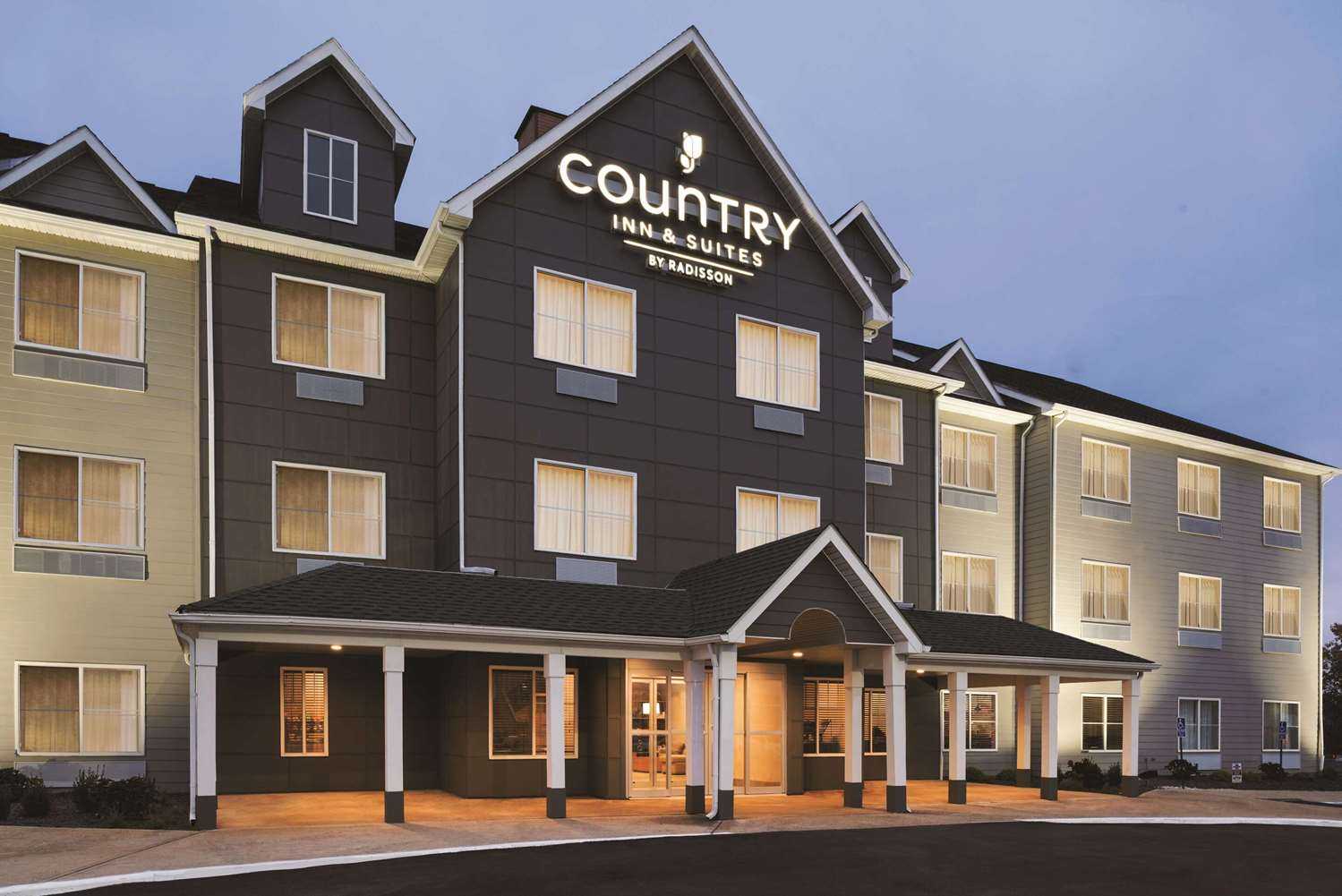 Country Inn & Suites By Radisson Indianapolis -South a Indianapolis, IN