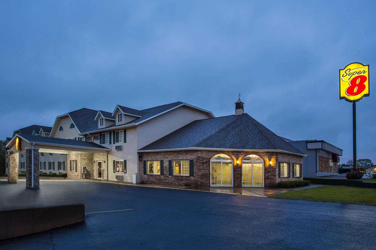 Super 8 by Wyndham Reedsburg en Reedsburg, WI