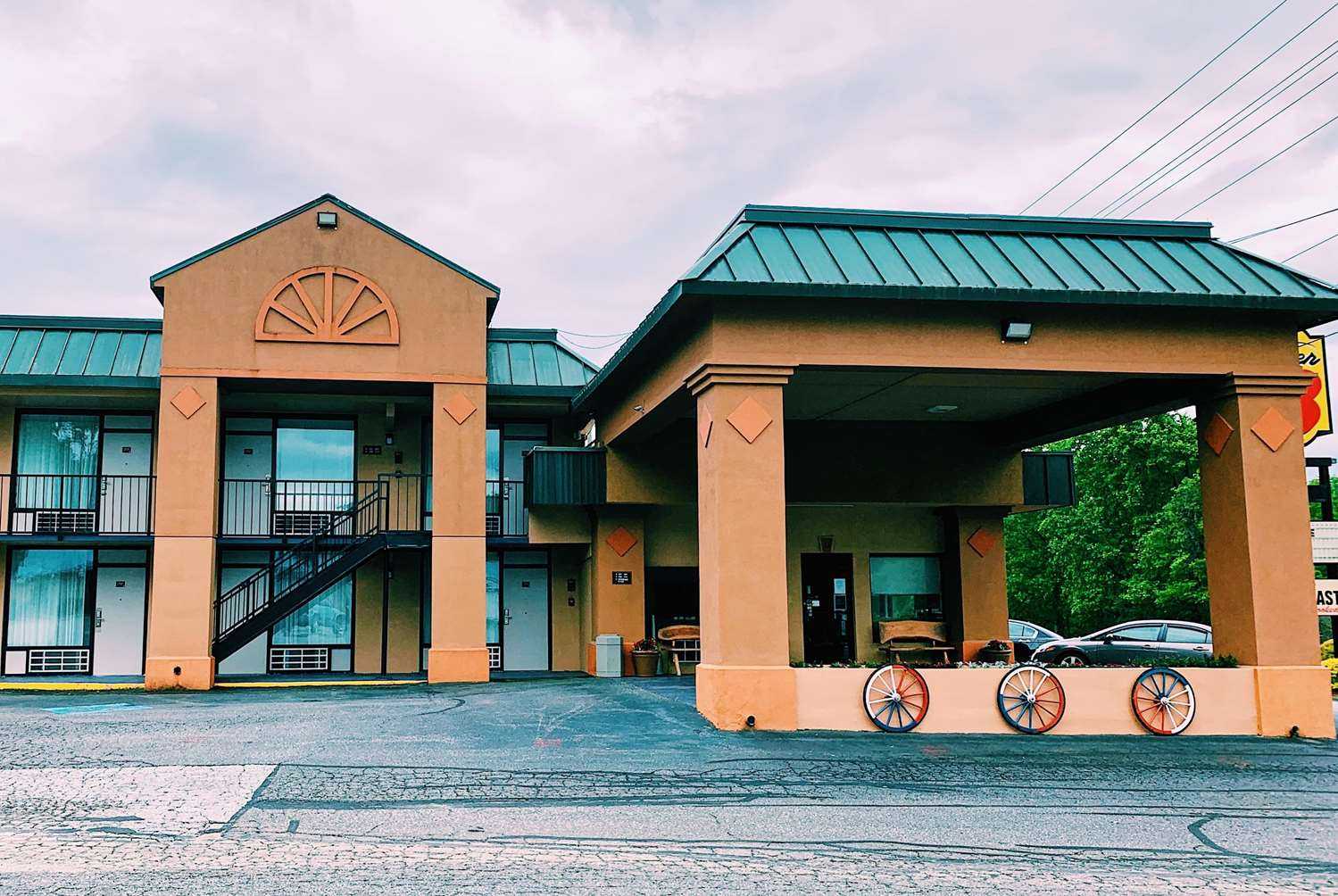 Super 8 by Wyndham Marion NC em Marion, NC