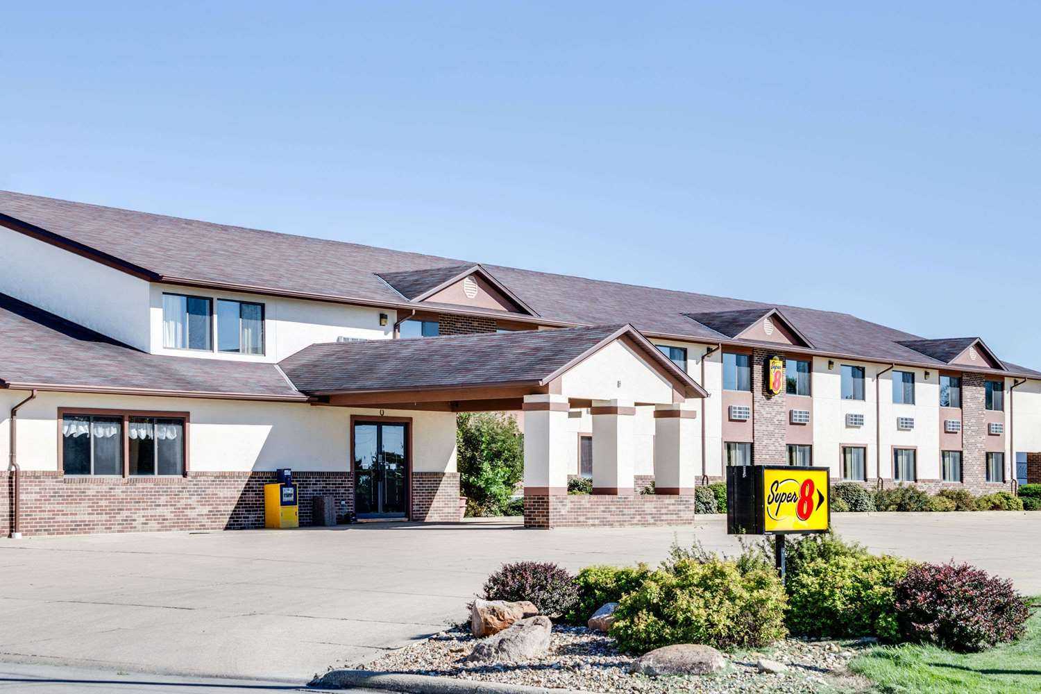 Oelwein, IA 的 Super 8 by Wyndham Oelwein