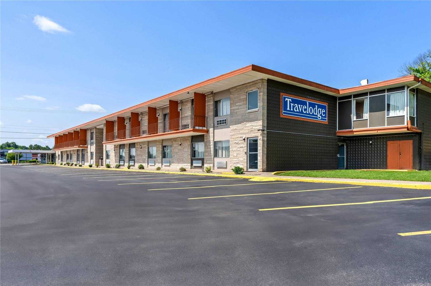 Travelodge by Wyndham Bloomington a Bloomington, IN