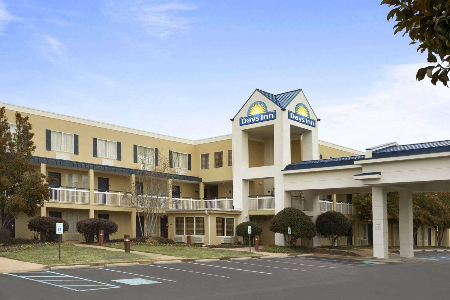 Days Inn by Wyndham Chattanooga/Hamilton Place in Chattanooga, TN