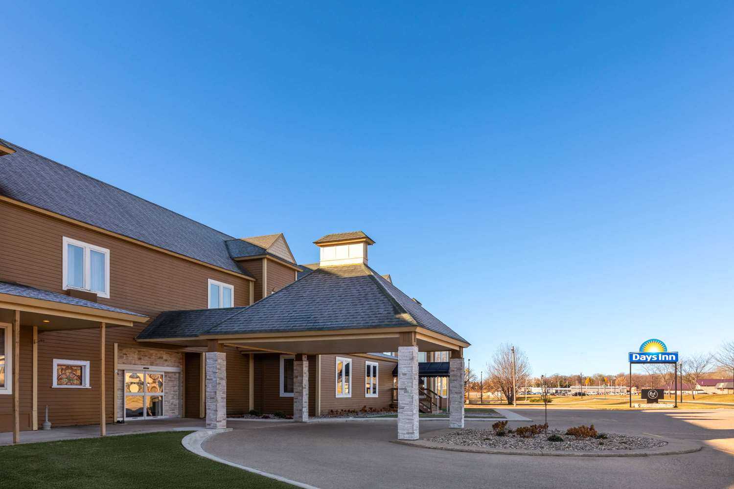 Days Inn by Wyndham Hutchinson a Hutchinson, MN