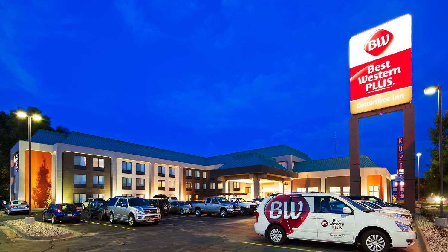 Best Western Plus CottonTree Inn в Idaho Falls, ID
