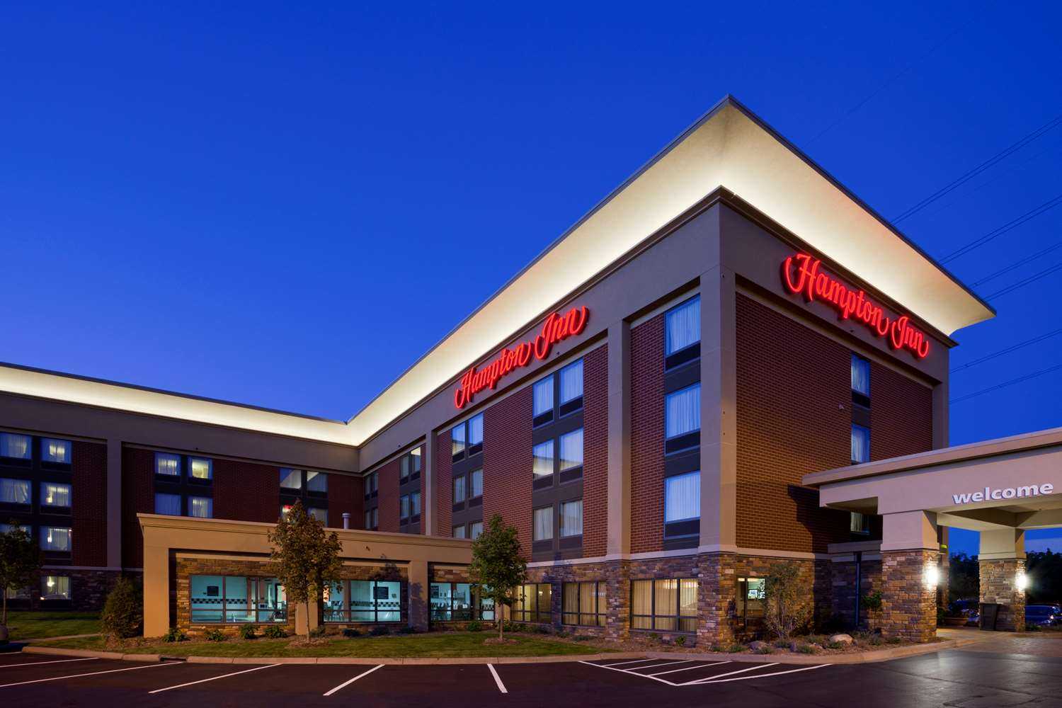 Maple Grove, MN 的 Hampton Inn Minneapolis NW Maple Grove