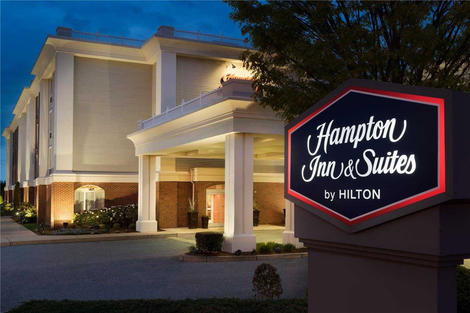 Hampton Inn & Suites Newport/Middletown в Middletown, RI