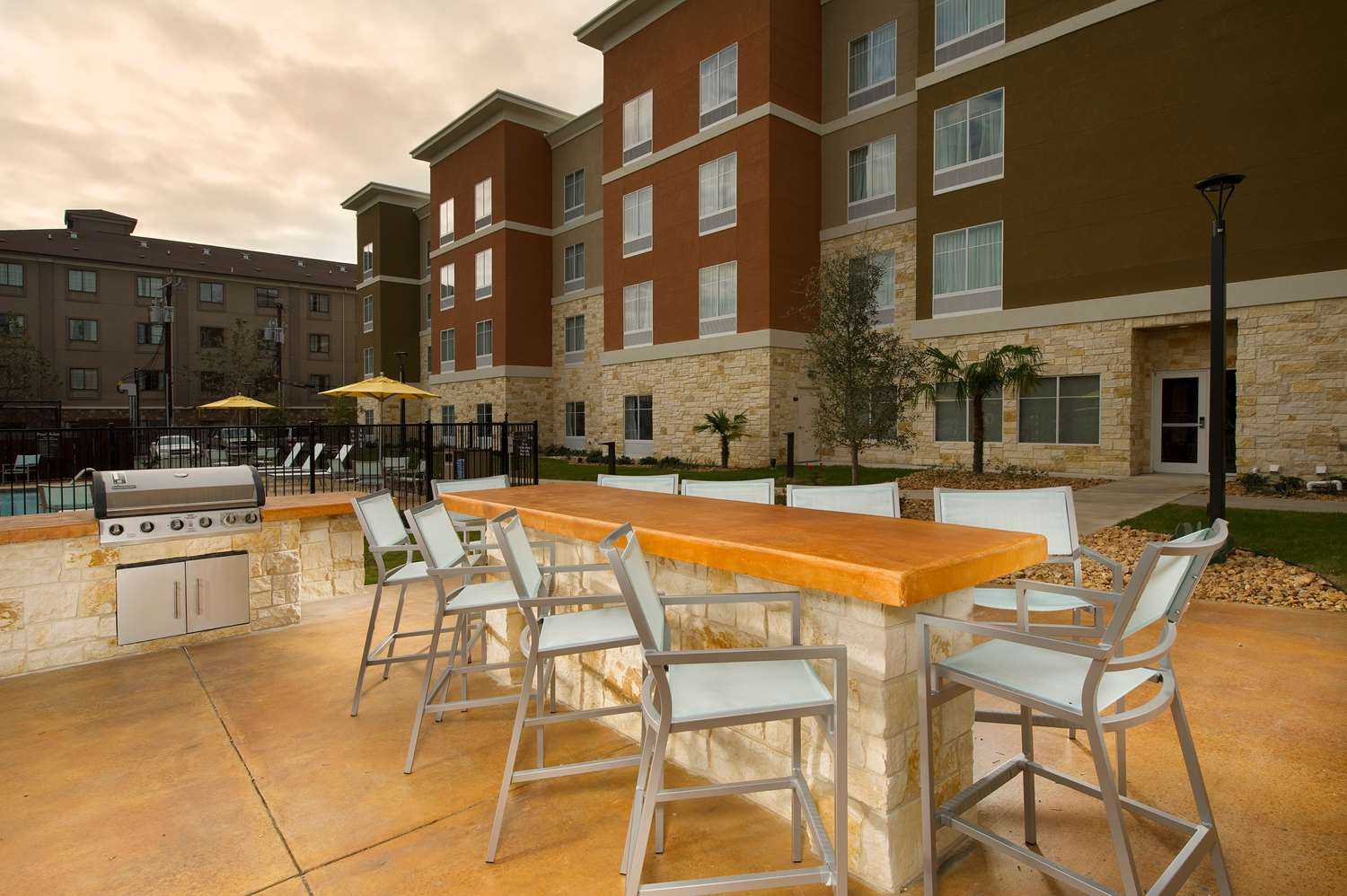 Homewood Suites by Hilton Lackland AFB/SeaWorld, TX, San Antonio, TX
