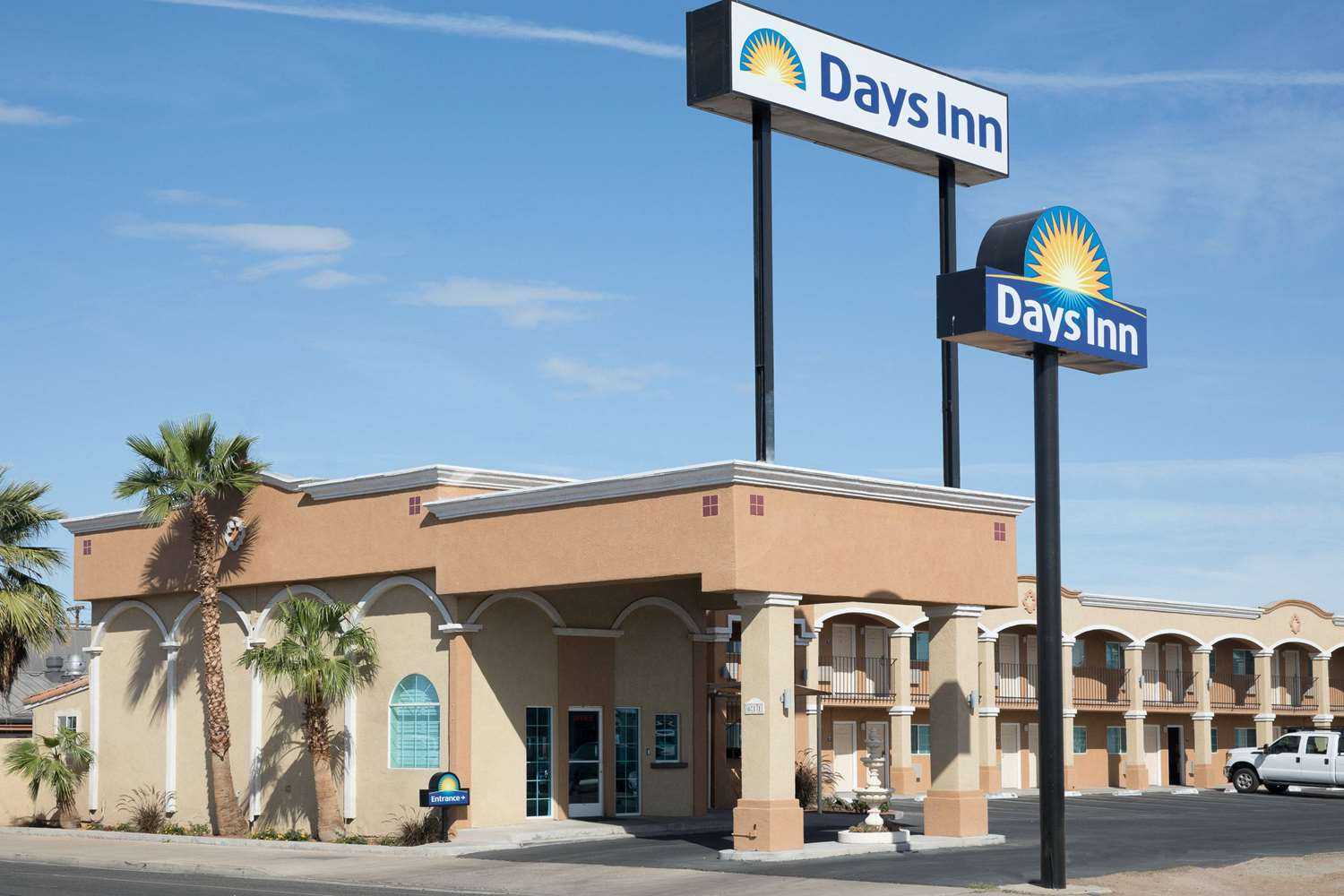 埃尔森特罗, CA 的 Days Inn by Wyndham El Centro