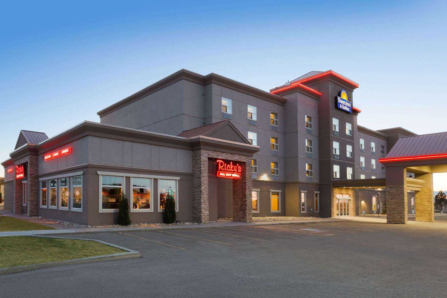 Days Inn & Suites by Wyndham Edmonton Airport a Leduc, AB
