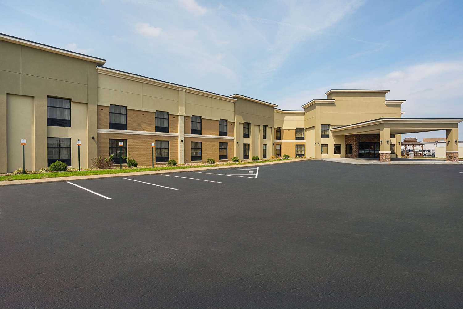 Clarion Inn and Suites Evansville em Evansville, IN