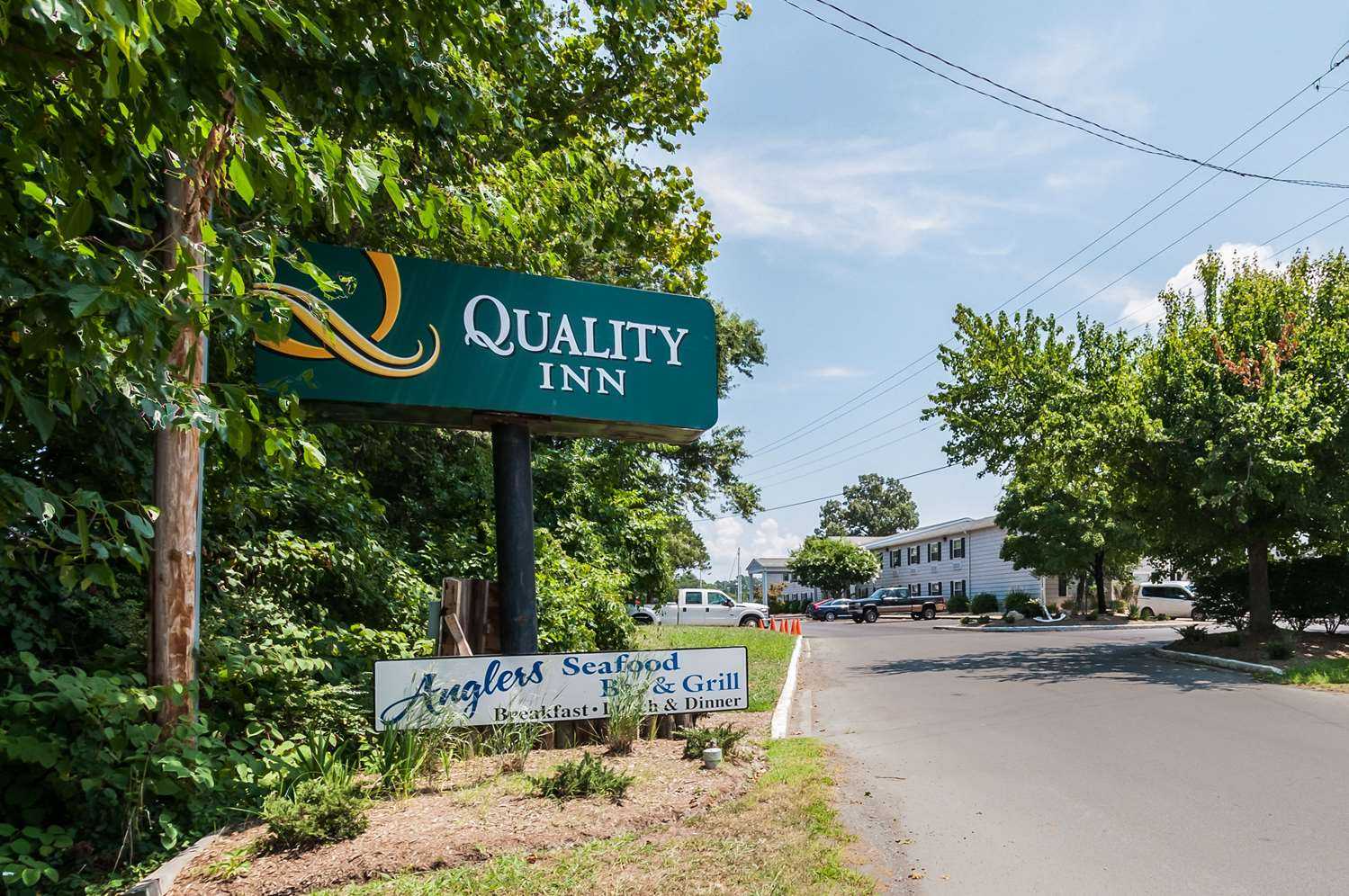 Quality Inn Solomons - Beacon Marina in Solomons, MD