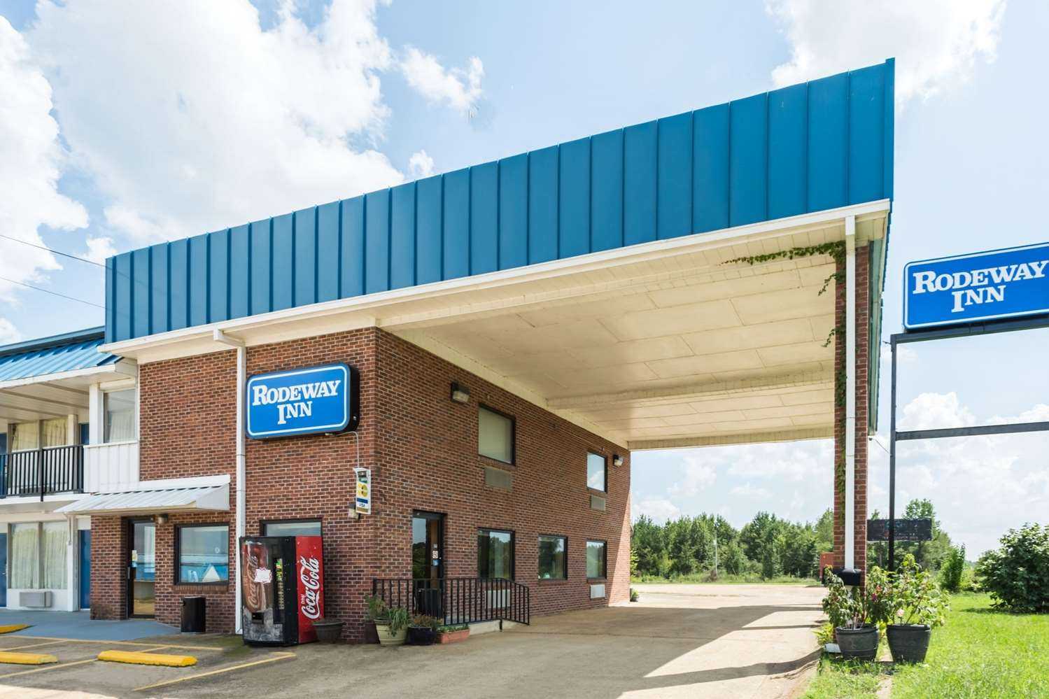 Sardis, MS 的 Rodeway Inn Sardis