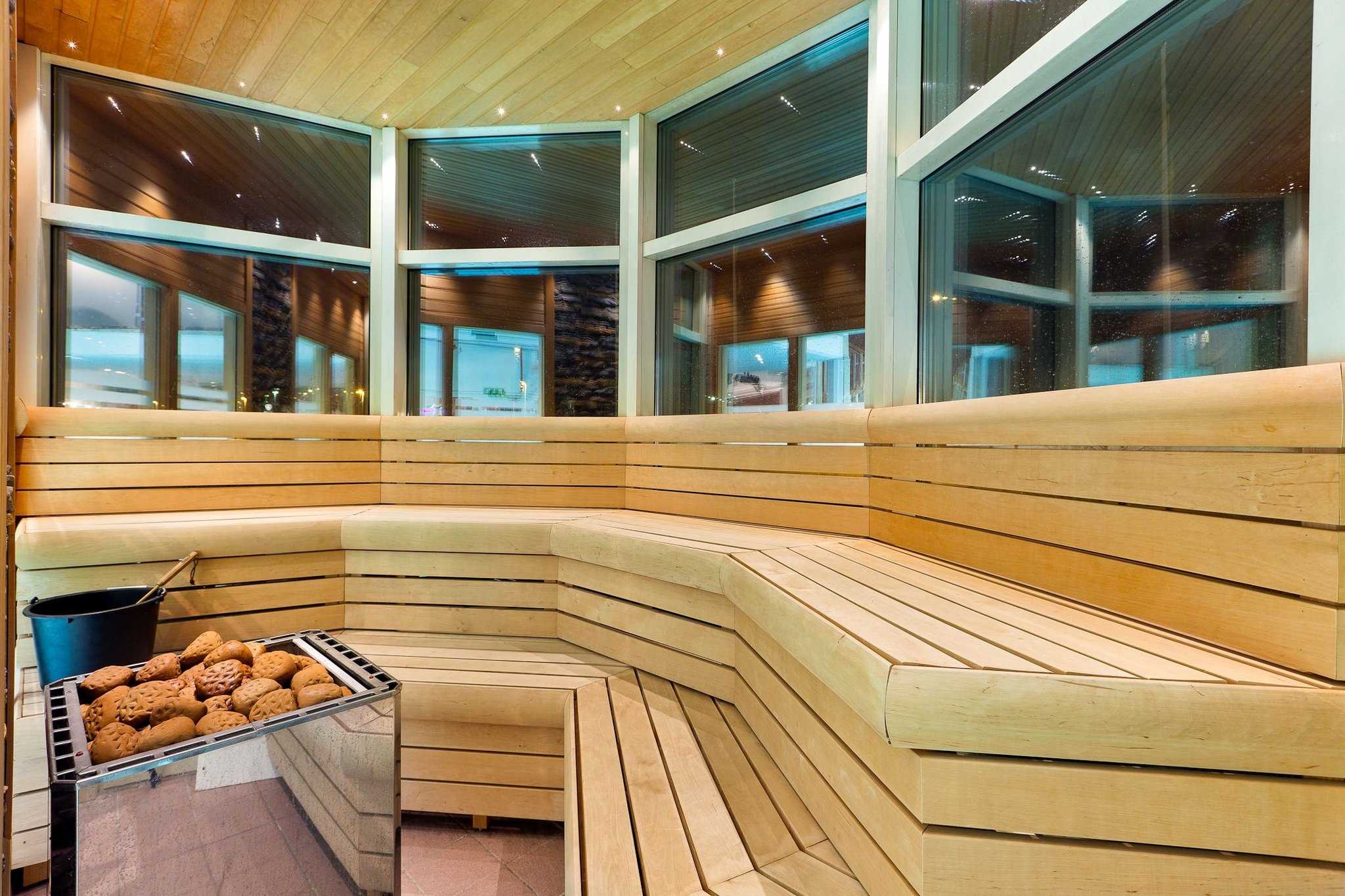 谢莱夫特奥, SE 的 Hotel Aurum And Conference Center