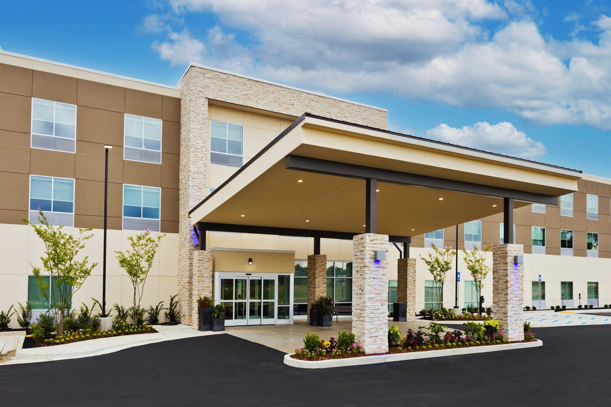 Holiday Inn Express Columbus Northeast in Columbus, GA