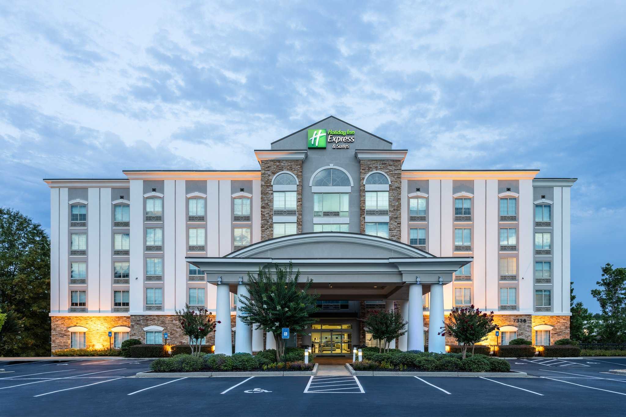 콜럼버스, GA의 Holiday Inn Express Hotel & Suites Columbus at Northlake