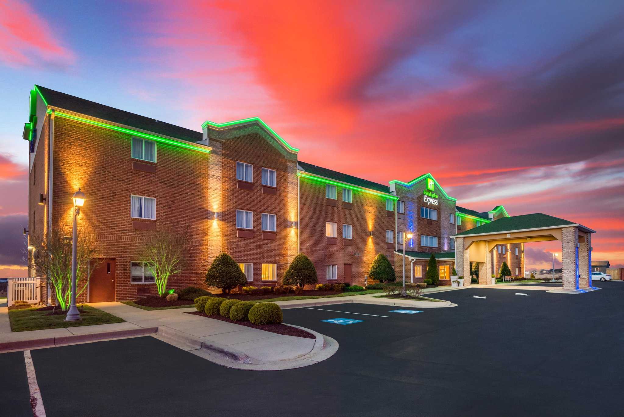 Holiday Inn Express Annapolis East-Kent Island in กราซอนวิลล์, MD