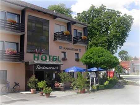 Hotel Landgasthof Murrerhof in Aiterhofen, DE