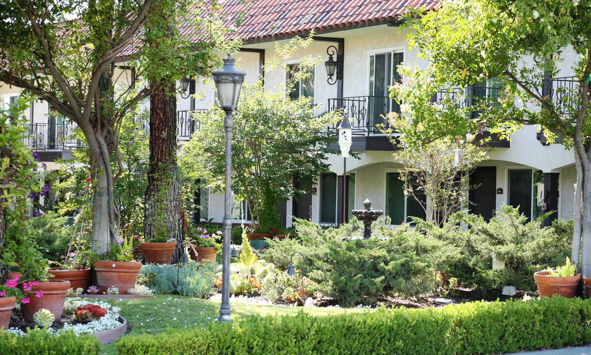 Laguna Hills Lodge a Laguna Hills, CA