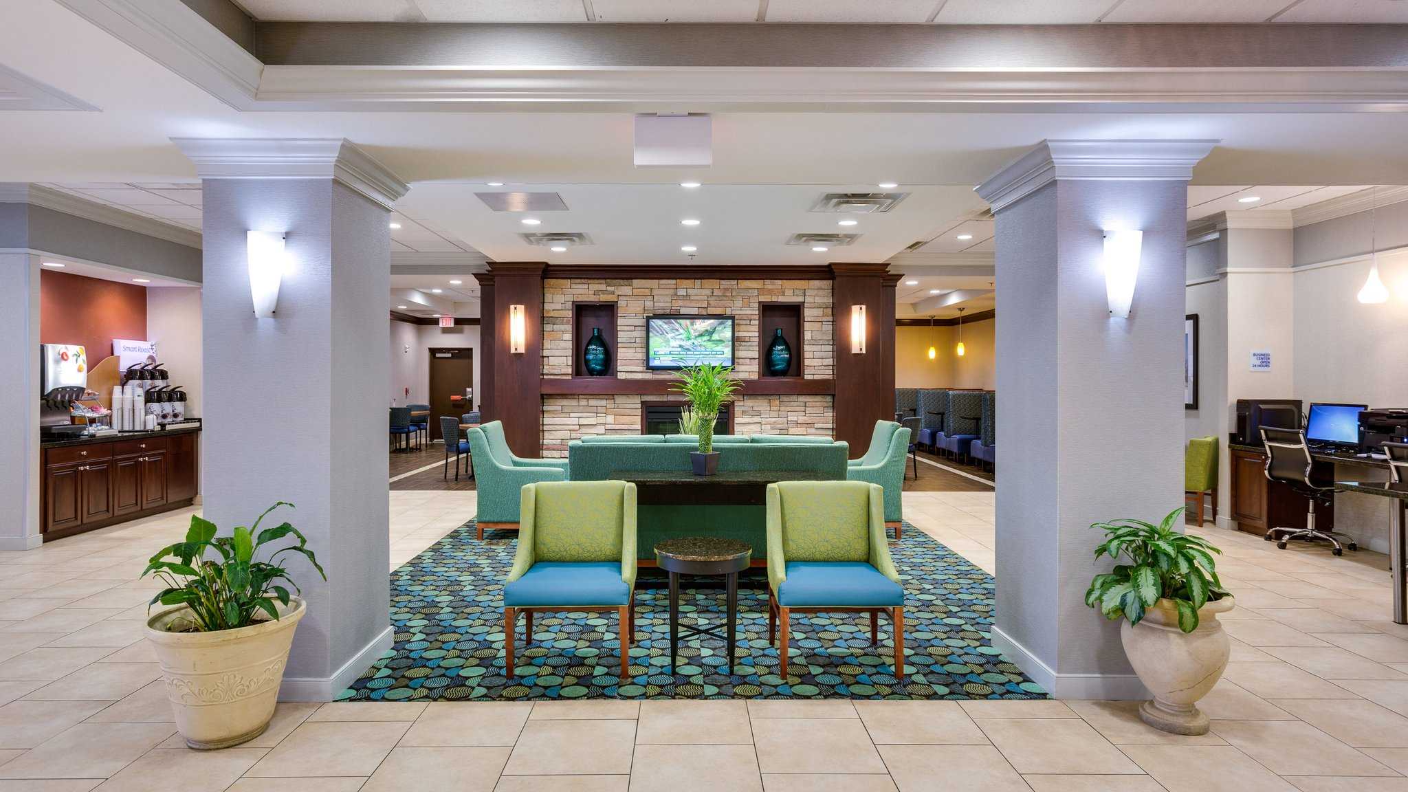 Holiday Inn Express Washington Dc Sw - Springfield в Спрингфилд, VA