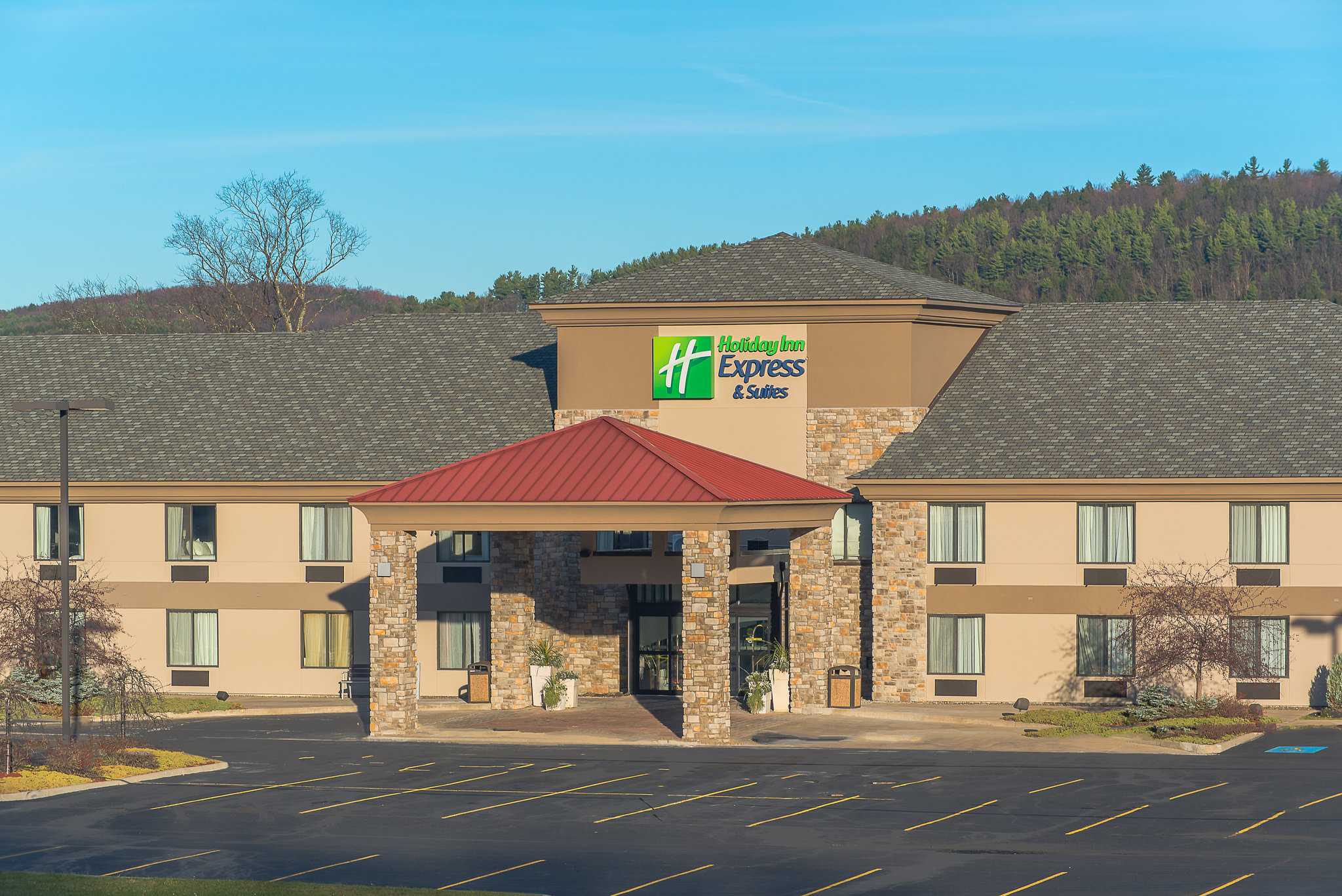 Holiday Inn Express Hotel & Suites Cooperstown en Cooperstown, NY