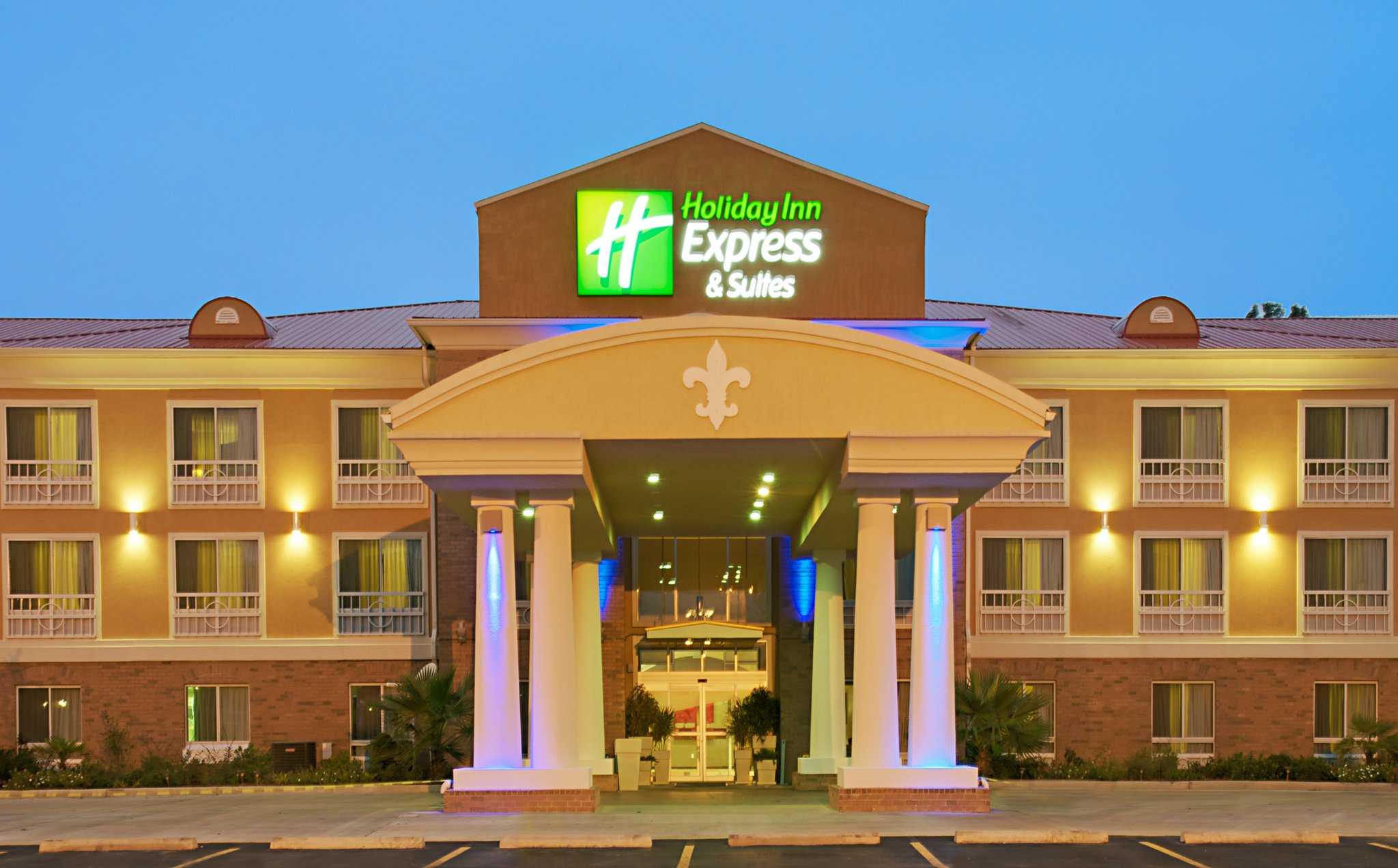 Holiday Inn Express Hotel & Suites Alexandria in Alexandria, LA