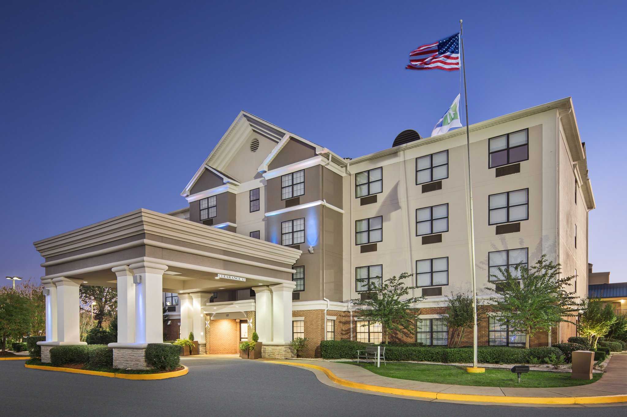 Holiday Inn Express Hotel & Suites Byron i Byron, GA
